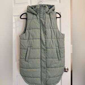 Quilted Puffer Vest with Hood